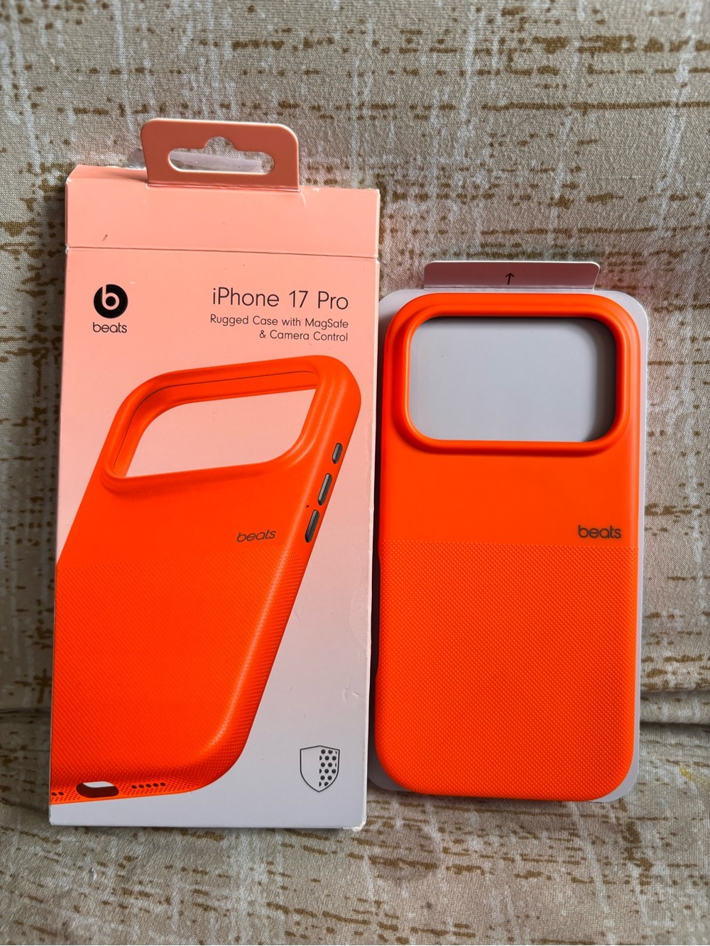 BEATS iPhone 17 Pro Rugged MagSafe Case — Vibrant Orange